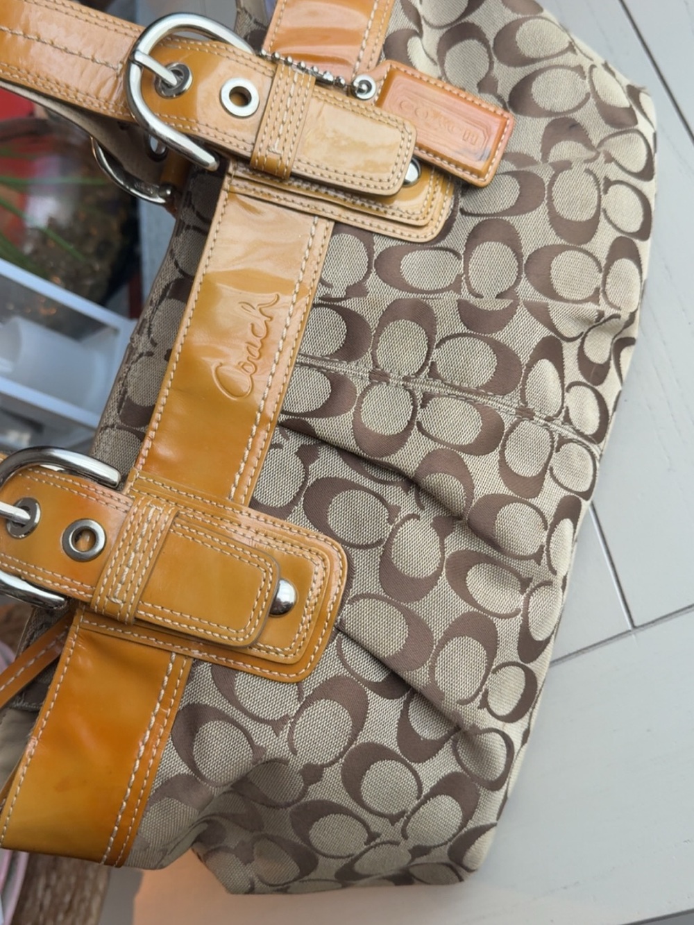 Coach soho brown signature canvas shoulder bag with patent trim